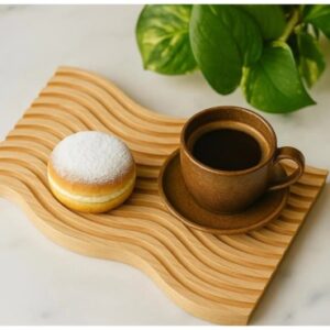 Alternative view of Dalgalı Çift Taraf Tasarımlı Ahşap Sunum Tepsisi